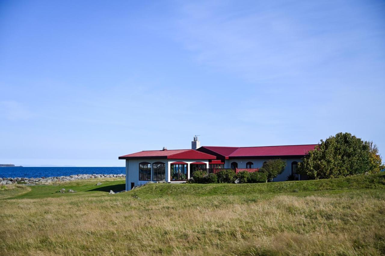 Alka - Cozy Room By The Sea With Private Hot Tub Njarthvik Extérieur photo