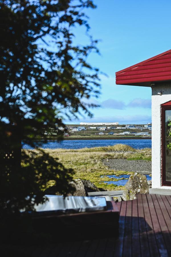 Alka - Cozy Room By The Sea With Private Hot Tub Njarthvik Extérieur photo